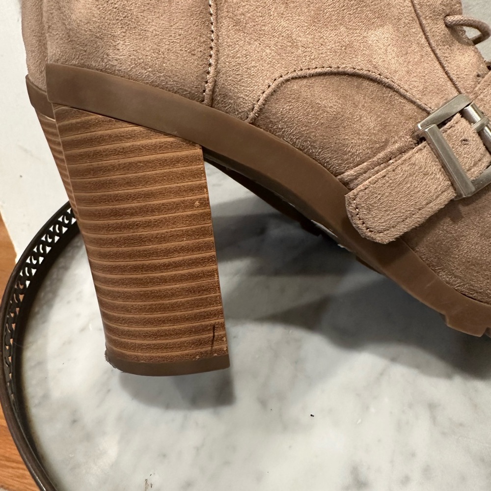Charles by Charles David lace up suede boots - Picture 6 of 9
